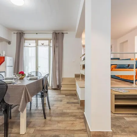 Casavacanzefranca - 12 Дом отдыха Терразини